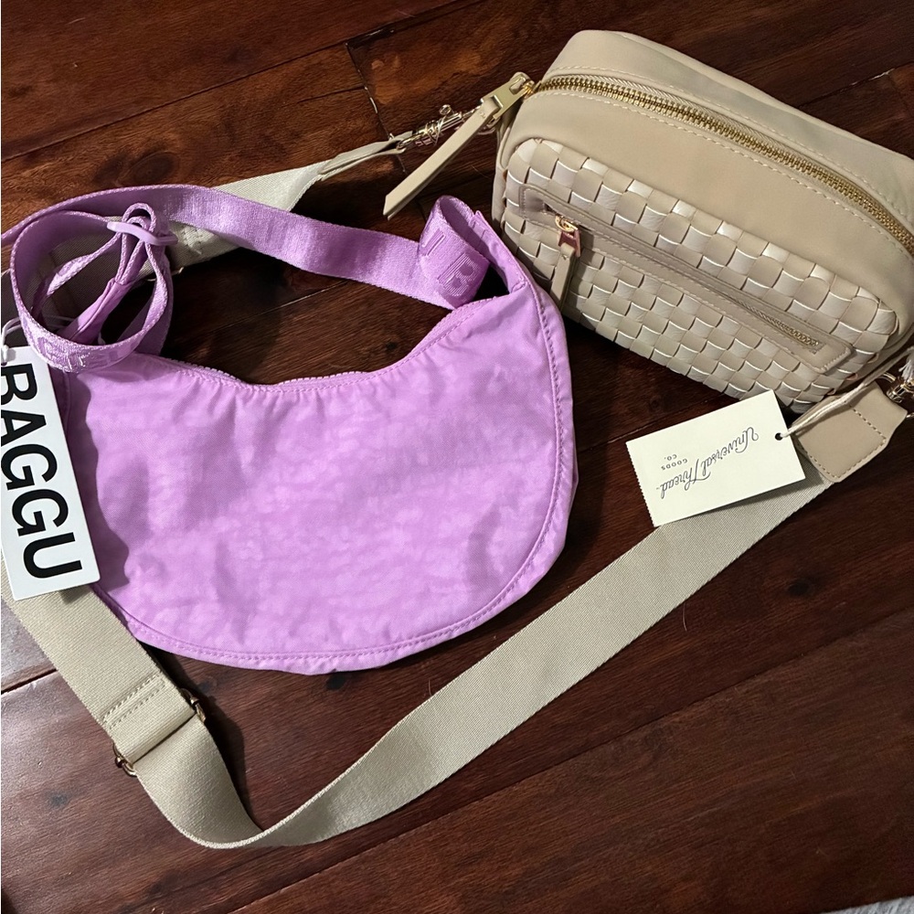 Baggu Purple and Beige Universal Threads
Both bags